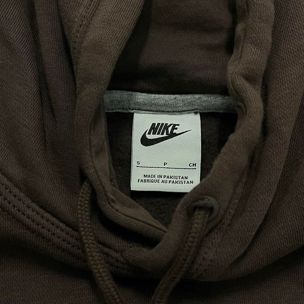 Nike Men's Brown Hoodie - Picture 3 of 6